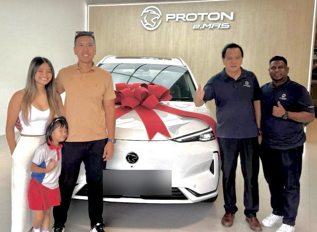 Proton e.MAS delivery